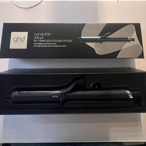 Brand New - In box - GHD Soft curl 1.25" Curling Iron